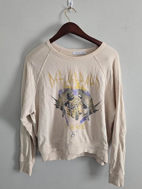 Def Leppard Tops - DAYDREAMER Def Leppard 1987 Sweatshirt Revolve Small